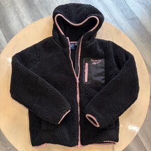 Reebok Girls Black Fleece Zip Up Hoodie Jacket.